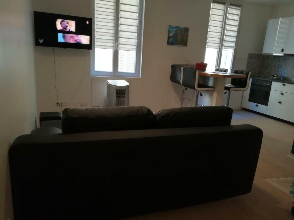 T3 Place Sadi Carnot Apartment ลาซิโอตาต์ ภายนอก รูปภาพ