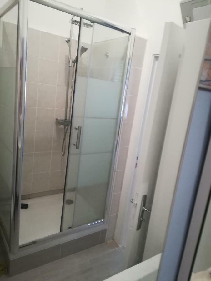 T3 Place Sadi Carnot Apartment ลาซิโอตาต์ ภายนอก รูปภาพ