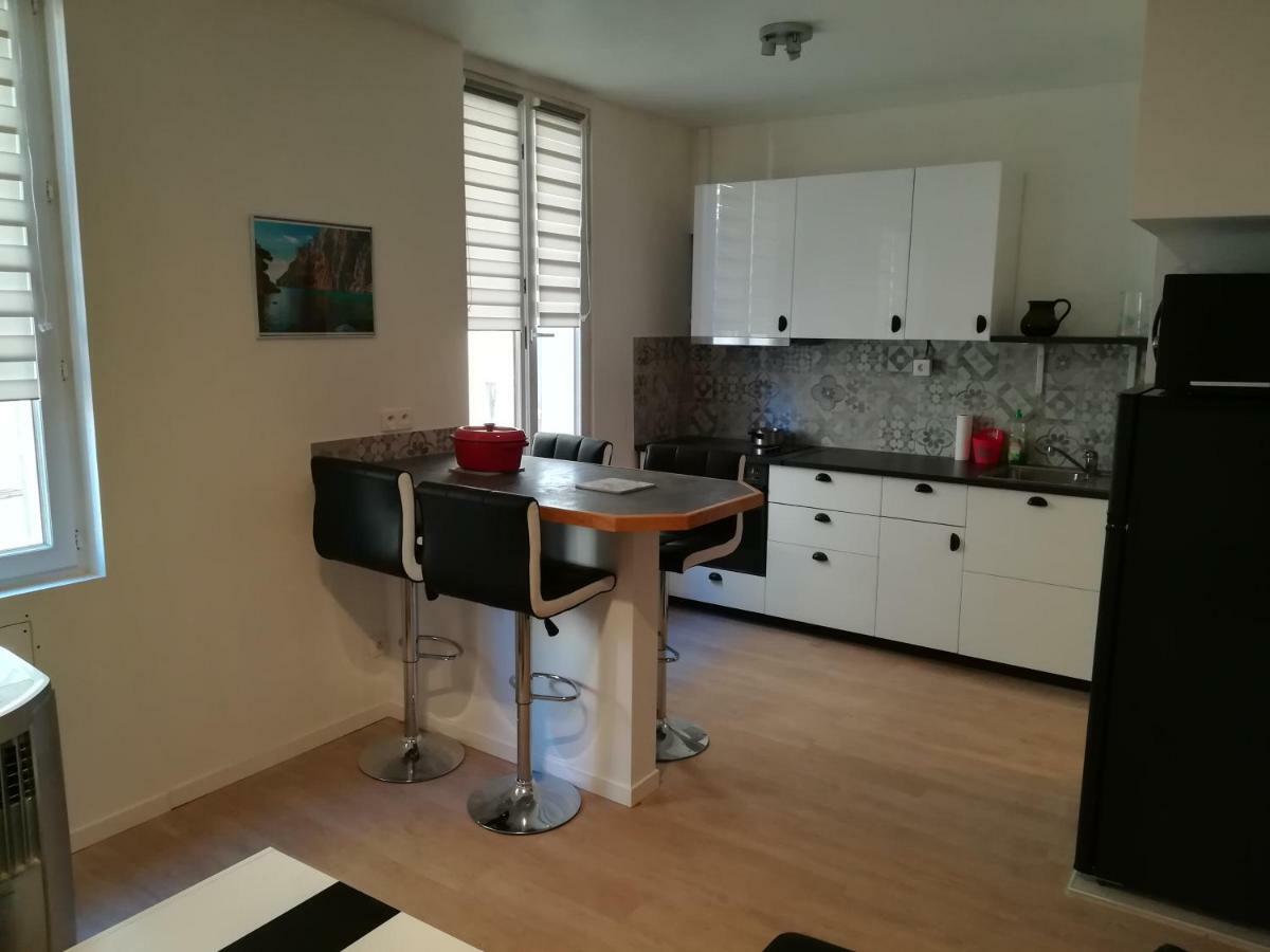 T3 Place Sadi Carnot Apartment ลาซิโอตาต์ ภายนอก รูปภาพ